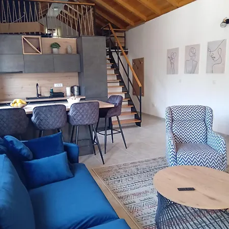 Ika Villa