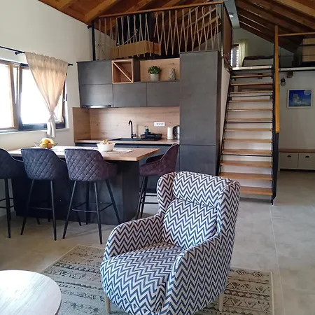 Ika Villa